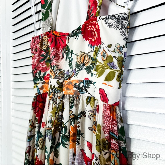 Lulus | Lilja Cream Floral Print Maxi Dress - Picture 4 of 8